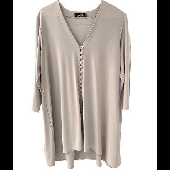 Sympli Tops - Gorgeous cream colour Sympli tunic - size 16 - only worn once!
